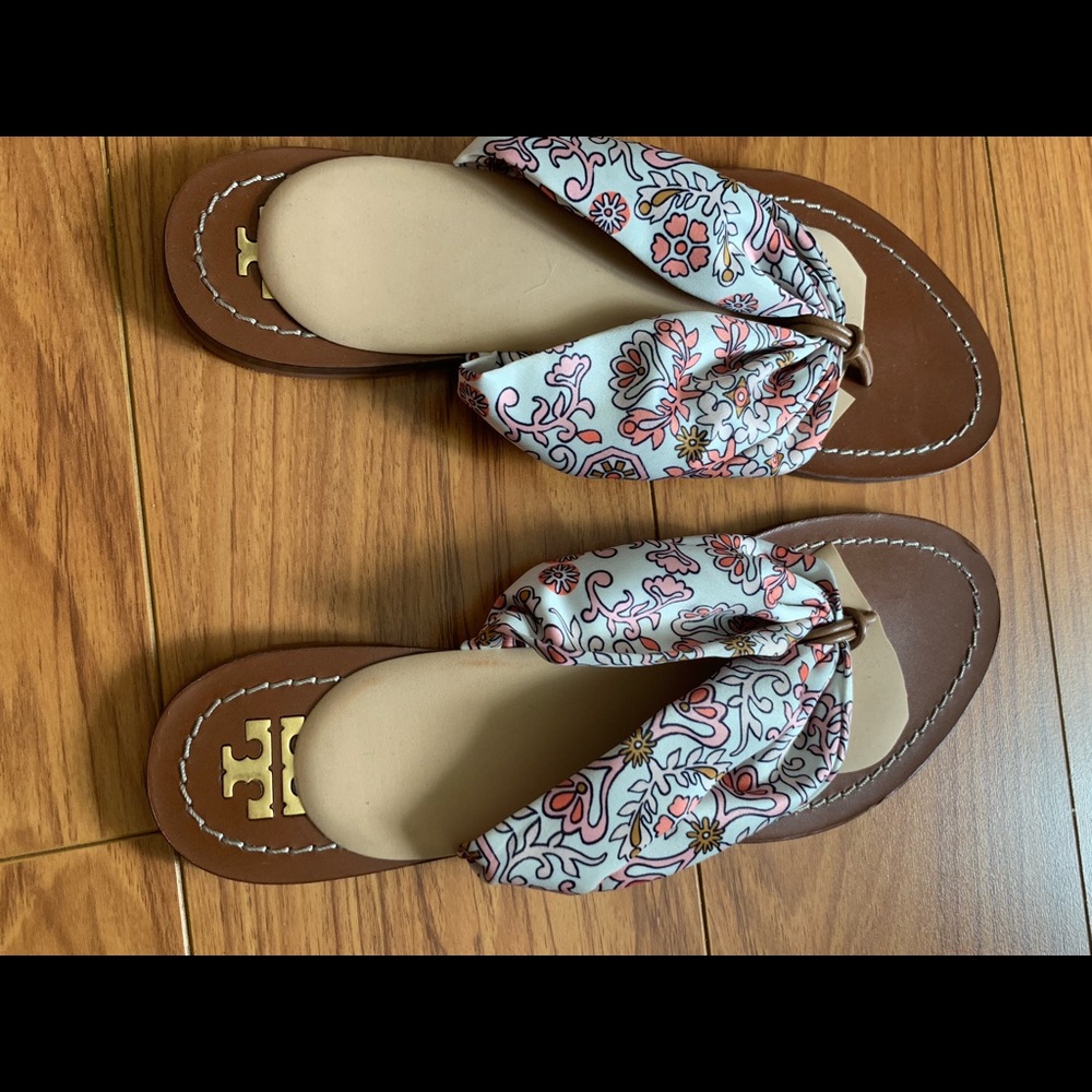 Rare Tory Burch Scarf sandals